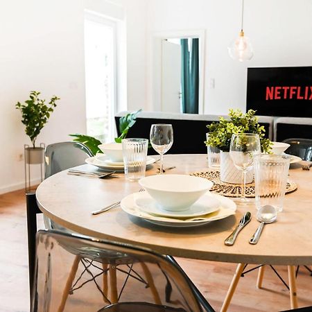 50Qm Apartment In Krefeld Zentral Gelegen Mit Hohen Decken - Beuys Apartments - Krefeld Ngoại thất bức ảnh