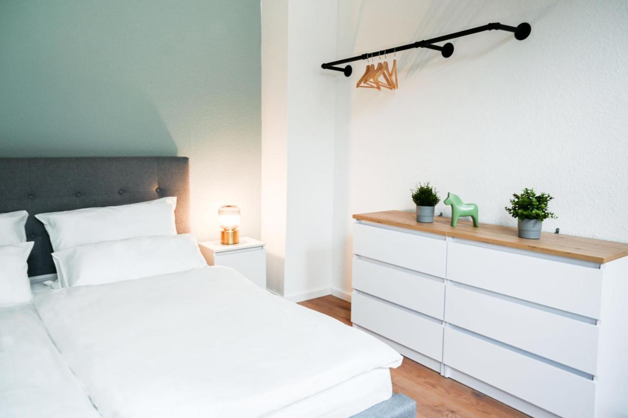 50Qm Apartment In Krefeld Zentral Gelegen Mit Hohen Decken - Beuys Apartments - Krefeld Ngoại thất bức ảnh